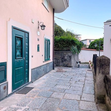 Putechella'S Apartments Maiori Exterior photo